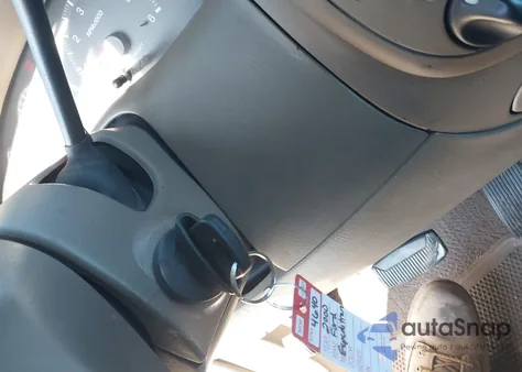 2000 Ford Expedition Xlt z USA, uszkodzony, nr VIN 1FMPU16L6YLC10313